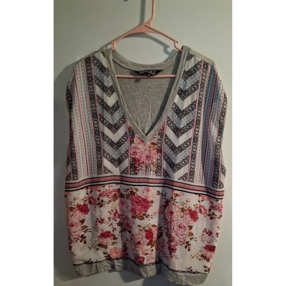 Single LA Gray Floral/Geometric Sleeveless Vneck Blouse Sz 1X - Picture 1 of 3